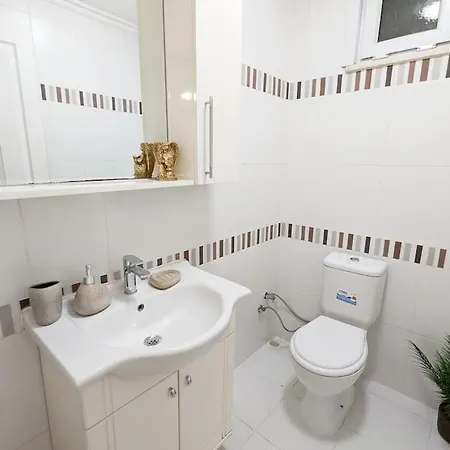 Διαμέρισμα Chic & Large 3-bedroom Flat In Sisli, Osmanbey Κωνσταντινούπολη